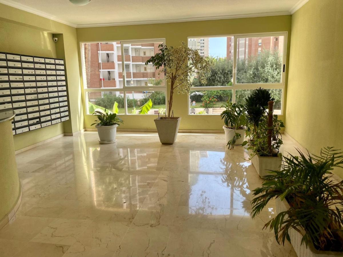 דירות בנידורם Apartamento Karola Planta 15 מראה חיצוני תמונה